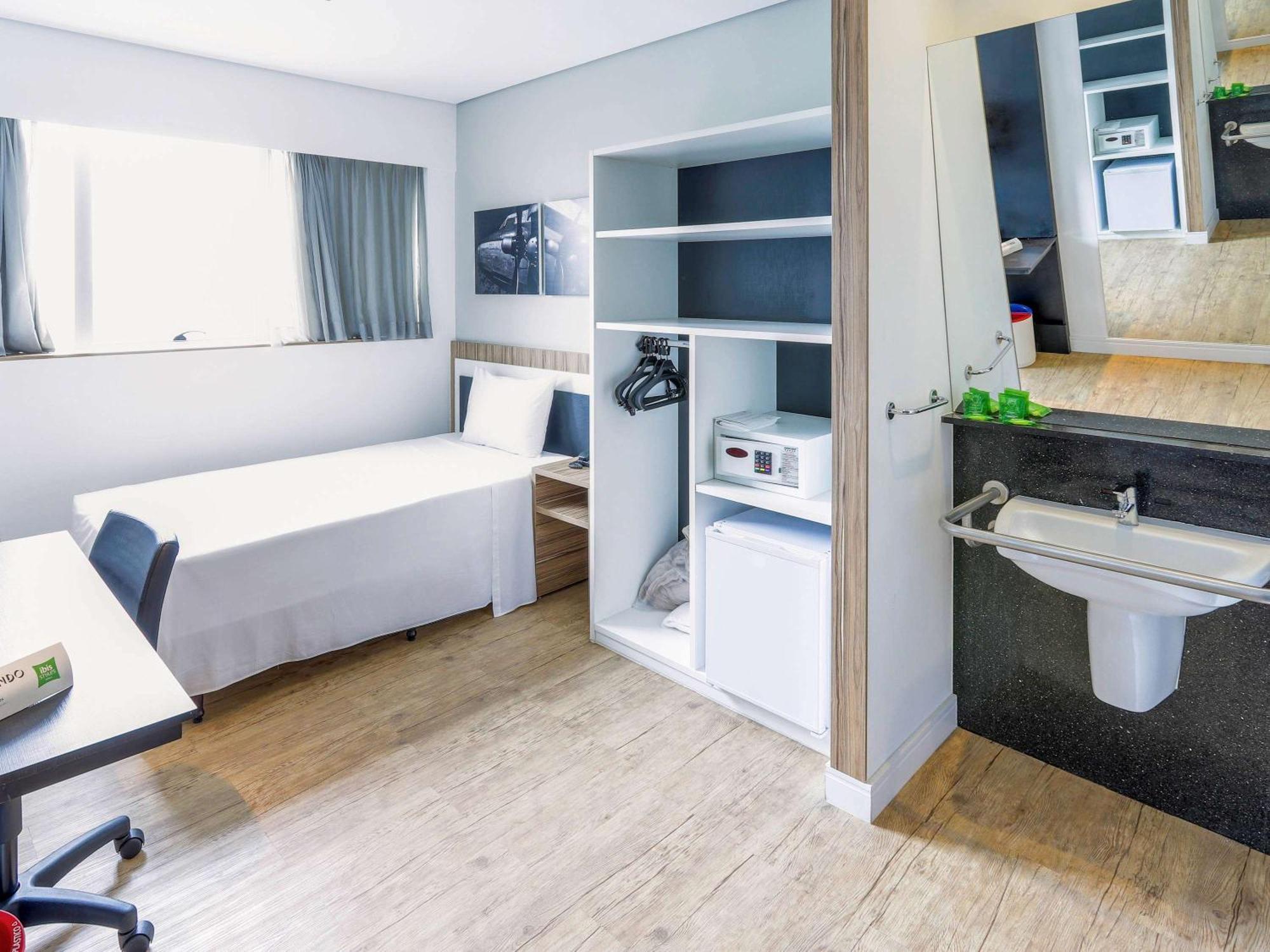 فندق Ibis Styles Confins Aeroporto لاجوا سانتا المظهر الخارجي الصورة