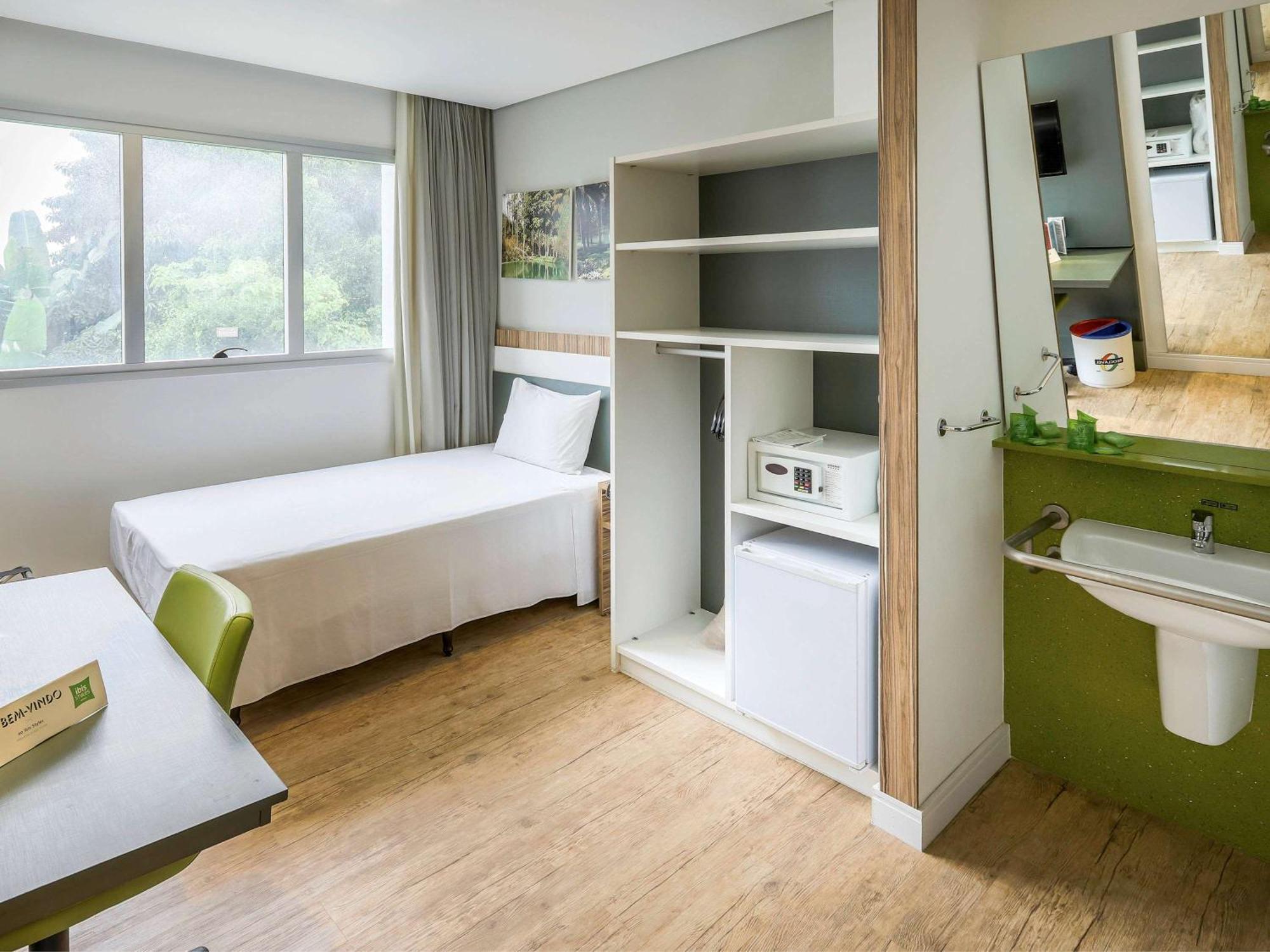 فندق Ibis Styles Confins Aeroporto لاجوا سانتا المظهر الخارجي الصورة